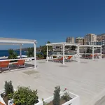 イン Sunset Sarandë