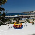 بيت ريفي Sunset 4*
