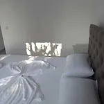 Sunset بيت ريفي 4*