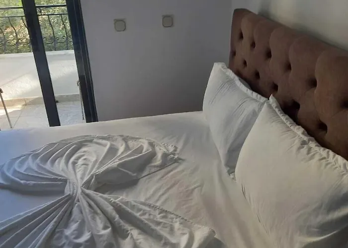 Sunset 宾馆 Sarandë